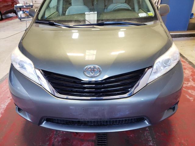 Photo 12 from auction – 2011 TOYOTA SIENNA LE with VIN 5TDKK3DC2BS089028