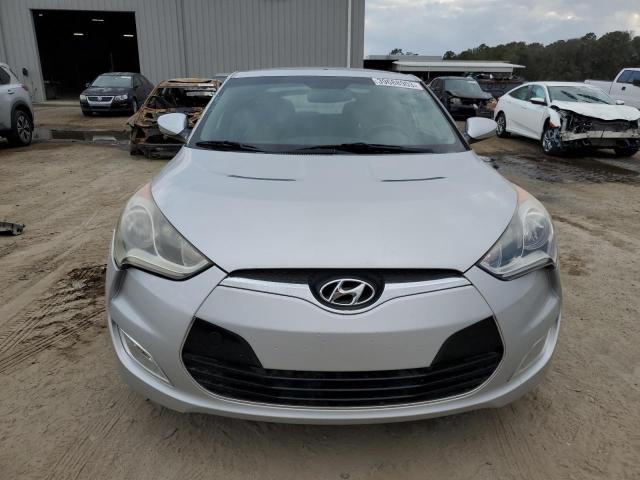 Photo 5 from auction – 2013 HYUNDAI VELOSTER with VIN KMHTC6AD6DU178045