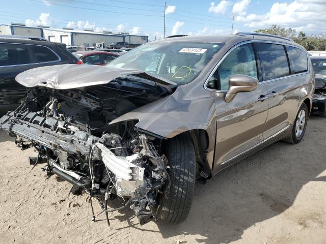 CHRYSLER PACIFICA T 2017 with VIN 2C4RC1EG4HR650543 - Photo from auction