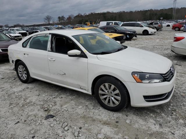 Photo 4 from auction – 2014 VOLKSWAGEN PASSAT S with VIN 1VWAH7A35EC004000