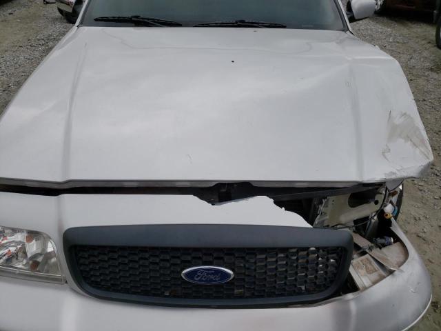 Photo 11 from auction – 2003 FORD CROWN VICT with VIN 2FAFP74W93X164713