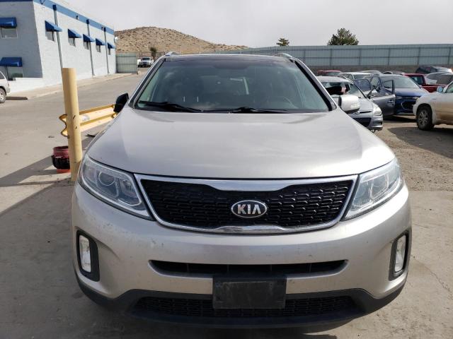 Photo 5 from auction – 2015 KIA SORENTO EX with VIN 5XYKUDA77FG652441