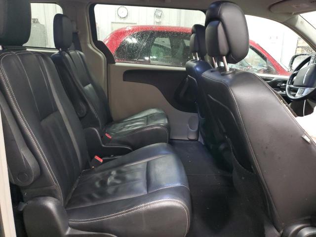 Photo 11 from auction – 2013 CHRYSLER TOWN & COU with VIN 2C4RC1BG1DR709076