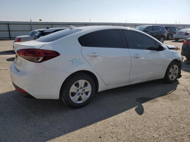 Photo 3 from auction – 2017 KIA FORTE LX with VIN 3KPFK4A71HE031087