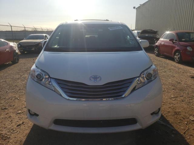 Photo 5 from auction – 2017 TOYOTA SIENNA XLE with VIN 5TDYZ3DC0HS818416