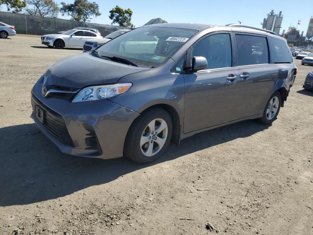 TOYOTA SIENNA LE 2018 with VIN 5TDKZ3DC5JS964323 - Photo from auction