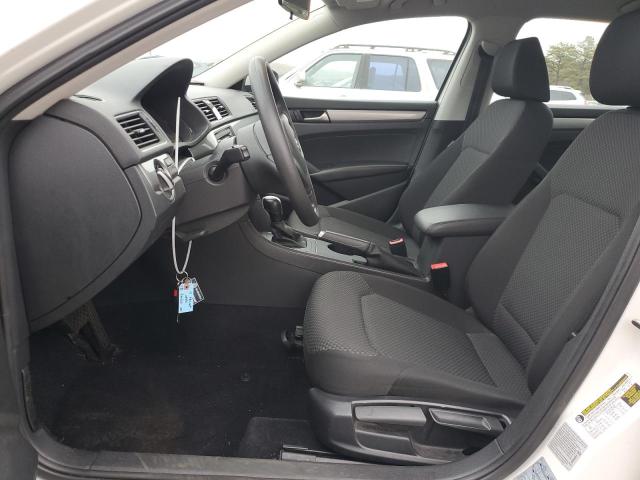 Photo 7 from auction – 2015 VOLKSWAGEN PASSAT S with VIN 1VWAT7A31FC020078