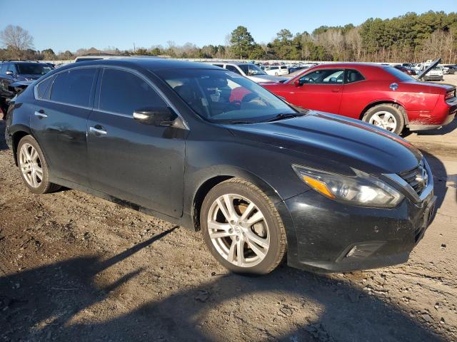 Photo 4 from auction – 2017 NISSAN ALTIMA 3.5 with VIN 1N4BL3AP8HC121064