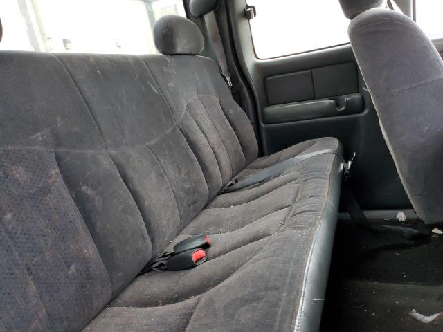 Photo 10 from auction – 2000 CHEVROLET SILVERADO with VIN 2GCEC19T6Y1379893