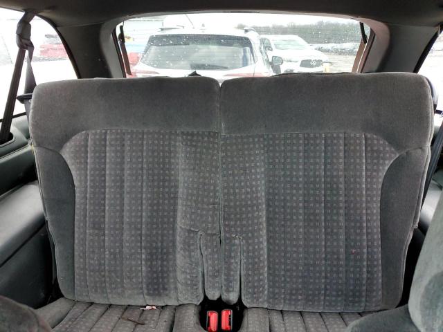 Photo 10 from auction – 2002 CHEVROLET BLAZER with VIN 1GNCS18W32K147949
