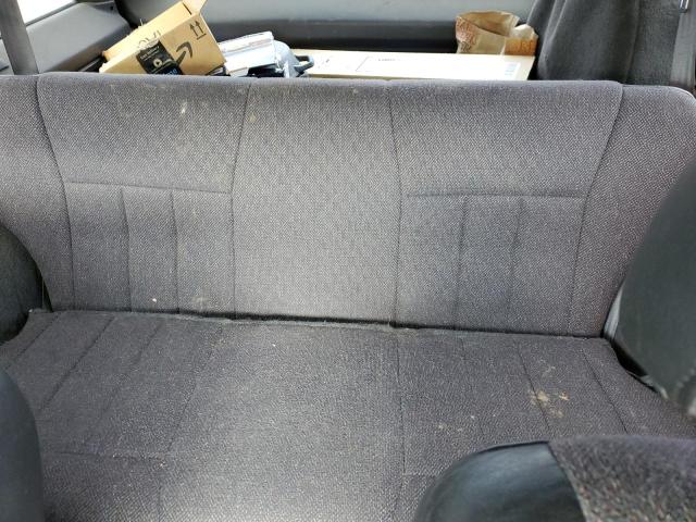 Photo 10 from auction – 2000 JEEP CHEROKEE C with VIN 1J4FF58S4YL187226