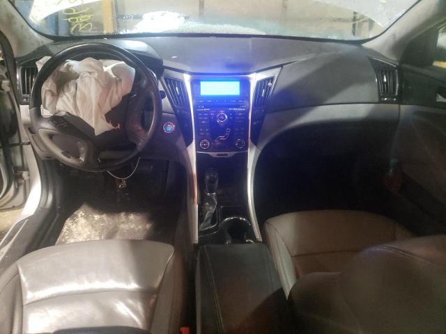 Photo 8 from auction – 2011 HYUNDAI SONATA SE with VIN 5NPEC4AC8BH038353