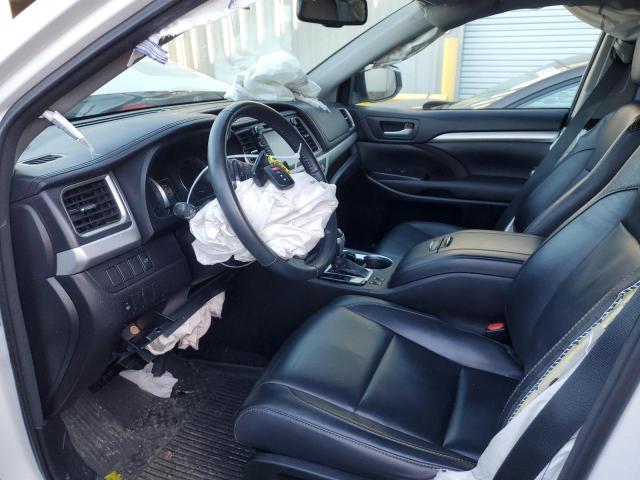Photo 7 from auction – 2016 TOYOTA HIGHLANDER with VIN 5TDJKRFH1GS351085