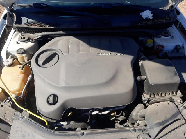 Photo 11 from auction – 2011 CHRYSLER 200 S with VIN 1C3BC8FG2BN597553