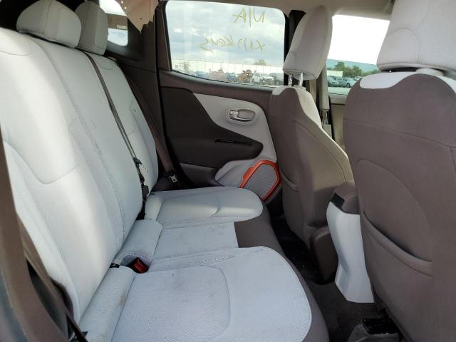 Photo 11 from auction – 2015 JEEP RENEGADE L with VIN ZACCJBBT0FPB56881