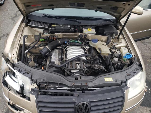 Photo 11 from auction – 2002 VOLKSWAGEN PASSAT with VIN WVWYH63BX2E152661