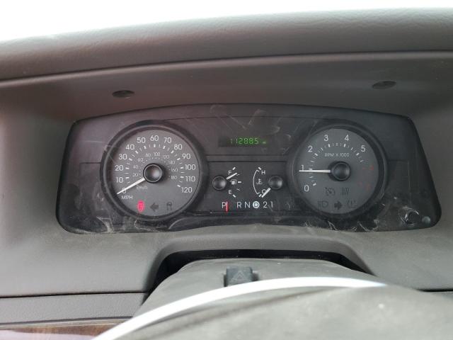 Photo 9 from auction – 2007 MERCURY GRAND MARQ with VIN 2MEFM74V97X613497