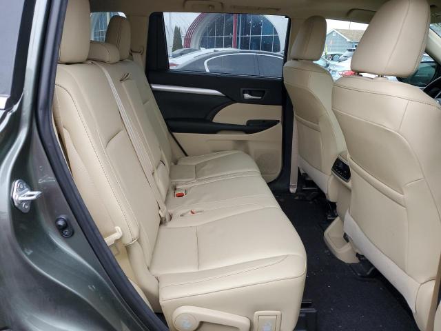 Photo 11 from auction – 2015 TOYOTA HIGHLANDER with VIN 5TDJKRFH6FS219695