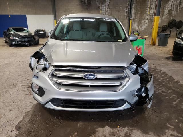 Photo 5 from auction – 2017 FORD ESCAPE SE with VIN 1FMCU0GD7HUF01185