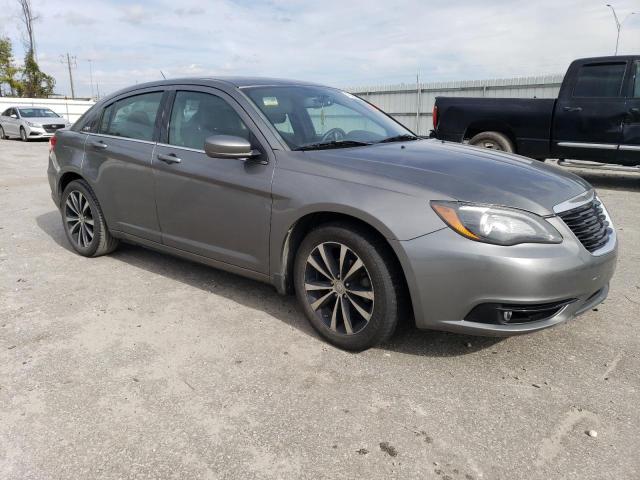 Photo 4 from auction – 2013 CHRYSLER 200 LIMITE with VIN 1C3CCBCG7DN507239