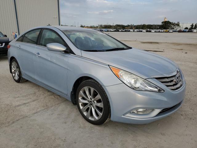 Photo 4 from auction – 2013 HYUNDAI SONATA SE with VIN 5NPEC4AC1DH777809
