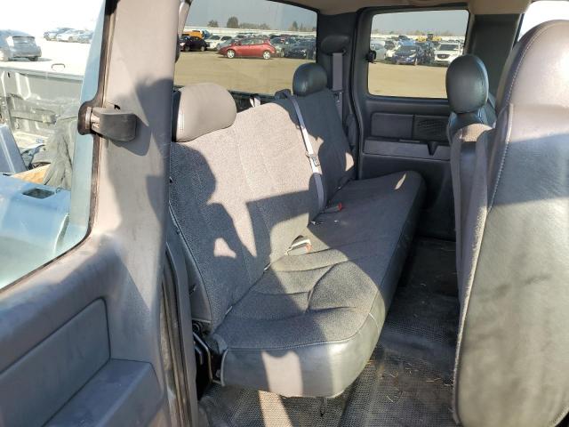 Photo 10 from auction – 2006 CHEVROLET SILVERADO with VIN 1GCEK19T86E129182