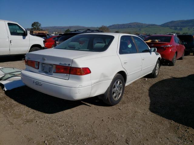 Photo 3 from auction – 2000 TOYOTA CAMRY CE with VIN JT2BF22K4Y0285582