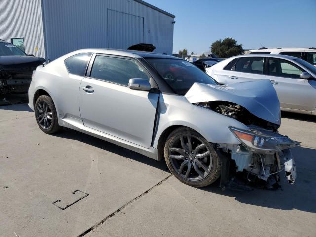 Photo 4 from auction – 2014 TOYOTA SCION TC with VIN JTKJF5C72E3067934