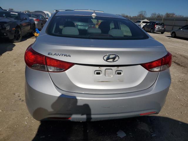 Photo 6 from auction – 2012 HYUNDAI ELANTRA GL with VIN 5NPDH4AE5CH123456