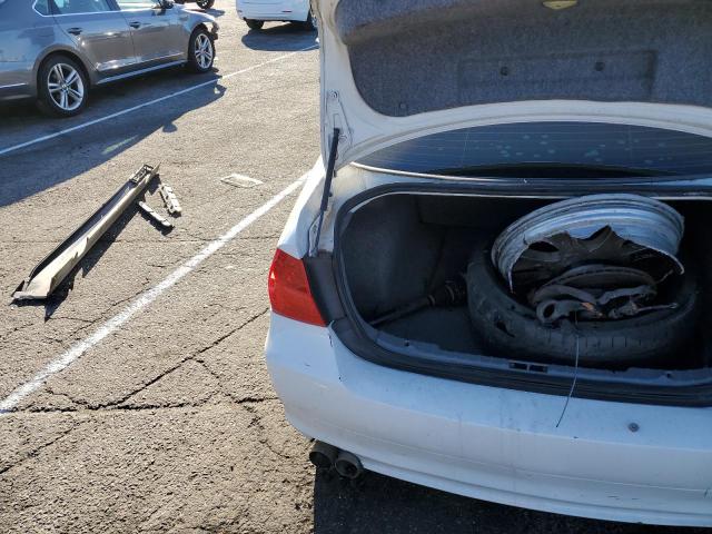 Photo 12 from auction – 2011 BMW 128 with VIN WBAPH5C51BA441335