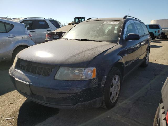 VOLKSWAGEN PASSAT 2001 with VIN WVWHC63B81E004960 - Photo from auction