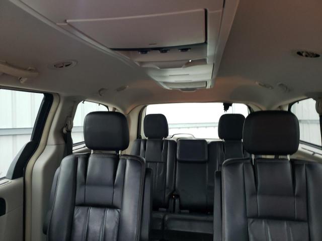 Photo 10 from auction – 2011 CHRYSLER TOWN & COU with VIN 2A4RR8DG2BR734046
