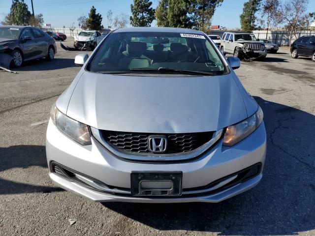 Photo 5 from auction – 2013 HONDA CIVIC LX with VIN 2HGFB2F55DH582005