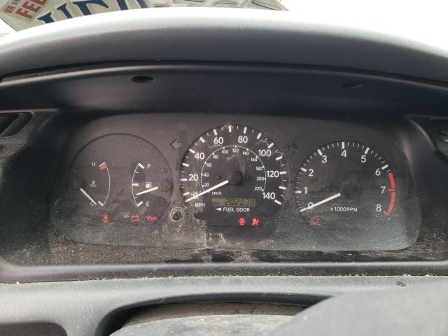 Photo 9 from auction – 2000 TOYOTA CAMRY CE with VIN 4T1BG22K4YU633941