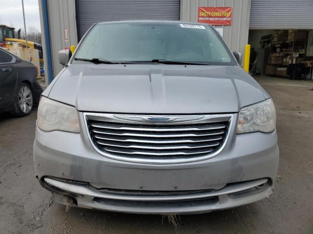 Photo 5 from auction – 2016 CHRYSLER TOWN & COU with VIN 2C4RC1BG5GR165721