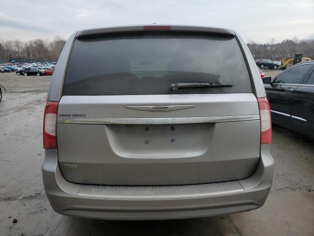 Photo 6 from auction – 2016 CHRYSLER TOWN & COU with VIN 2C4RC1BG5GR165721