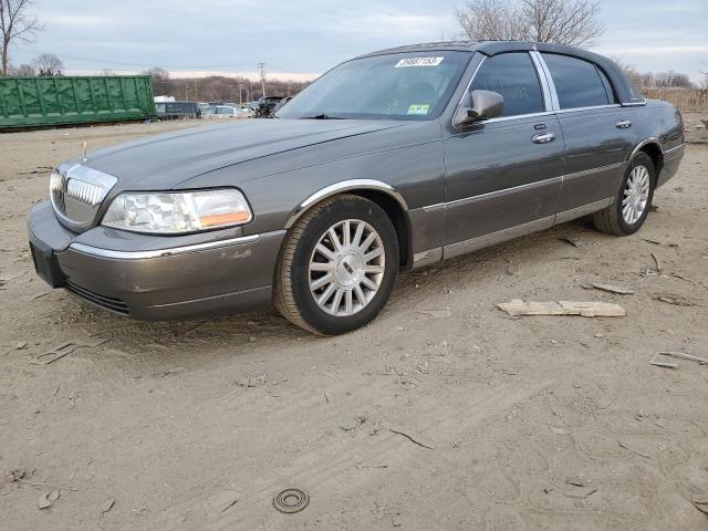 Photo 1 from auction – 2004 LINCOLN TOWN CAR E with VIN 1LNHM81WX4Y633102