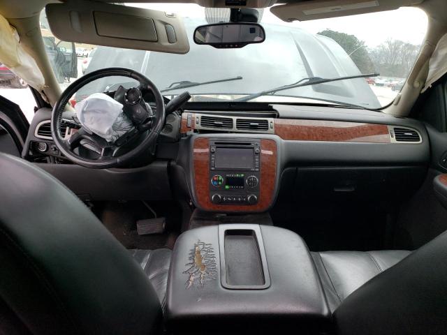 Photo 8 from auction – 2008 CHEVROLET SUBURBAN C with VIN 3GNFC16098G209332