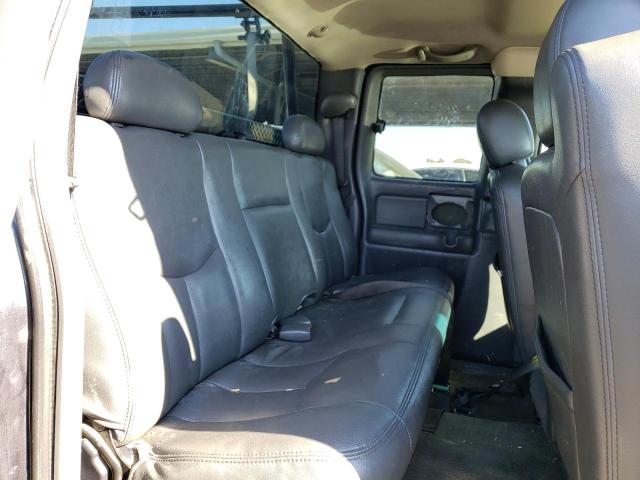 Photo 10 from auction – 2004 GMC NEW SIERRA with VIN 2GTEK19T541218500