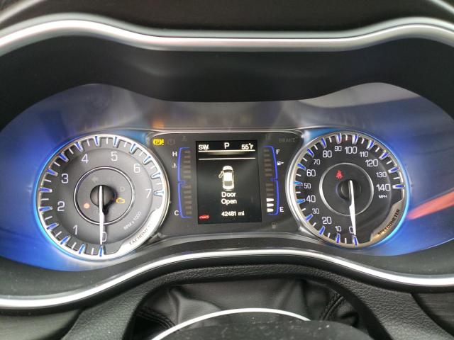 Photo 9 from auction – 2015 CHRYSLER 200 LIMITE with VIN 1C3CCCAB0FN559327