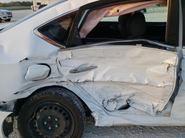 Photo 10 from auction – 2017 NISSAN SENTRA with VIN 3N1AB7AP1HY339910