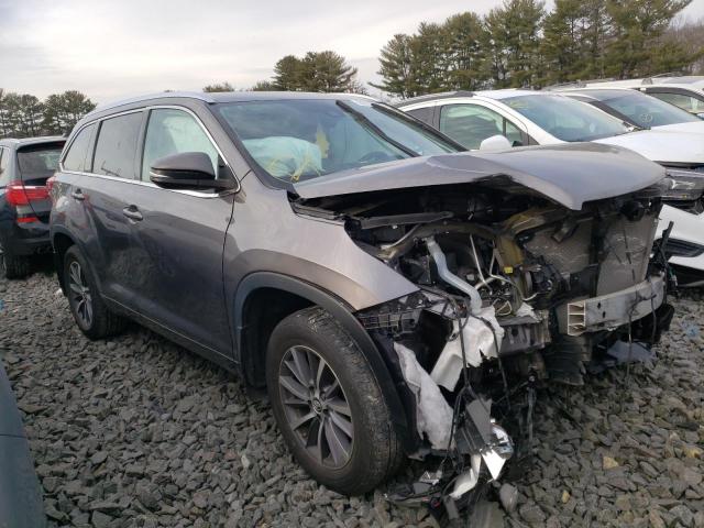 Photo 4 from auction – 2018 TOYOTA HIGHLANDER with VIN 5TDJZRFH7JS552024