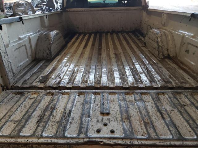 Photo 10 from auction – 2004 CHEVROLET SILVERADO with VIN 1GCEC14V34E118545