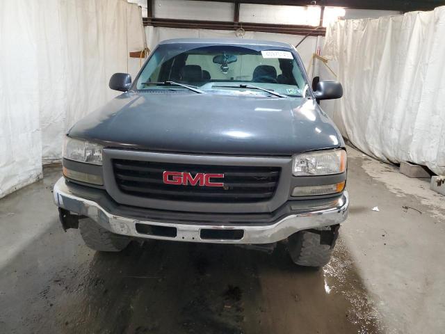 Photo 5 from auction – 2005 GMC NEW SIERRA with VIN 1GTEK19T55E244644