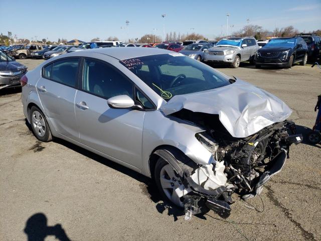 Photo 4 from auction – 2017 KIA FORTE LX with VIN 3KPFK4A75HE014017