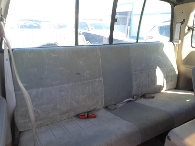 Photo 10 from auction – 1995 DODGE RAM 2500 with VIN 3B7KC23W0SM172847