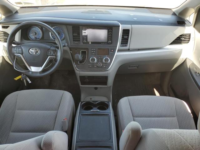 Photo 8 from auction – 2018 TOYOTA SIENNA LE with VIN 5TDKZ3DC5JS964323