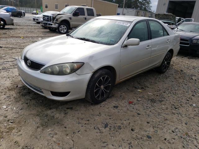 TOYOTA CAMRY LE 2005 with VIN 4T1BE30K25U565701 - Photo from auction