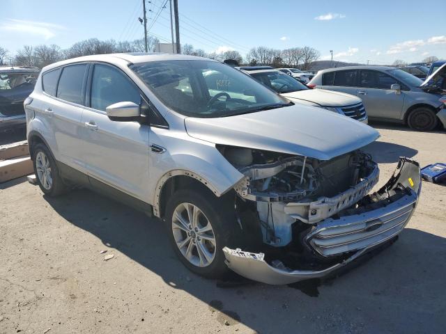Photo 4 from auction – 2017 FORD ESCAPE SE with VIN 1FMCU9GD7HUB51674