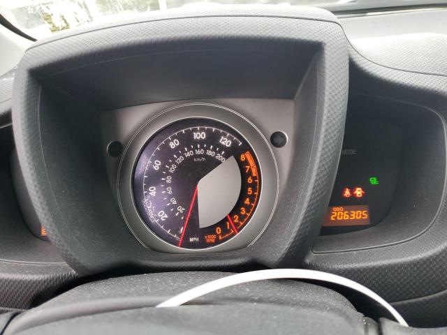 Photo 9 from auction – 2010 TOYOTA SCION XD with VIN JTKKU4B44AJ054720
